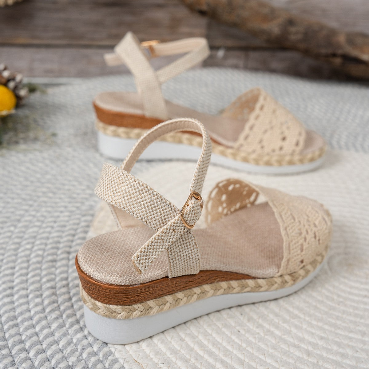 Chaussures compensées